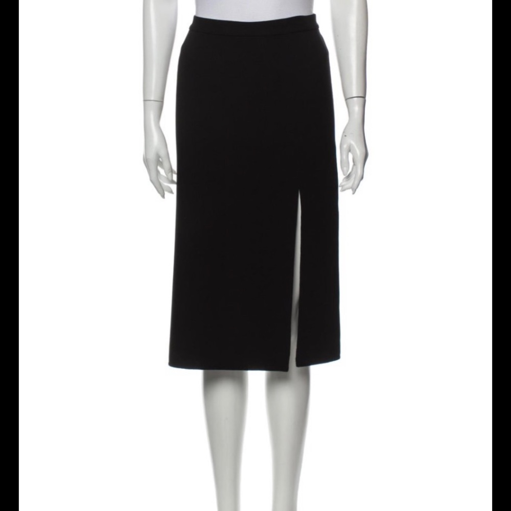 Michael Kors Collection✨Runway
Black, front slit, pencil skirt • orig. $1200 - Picture 3 of 6